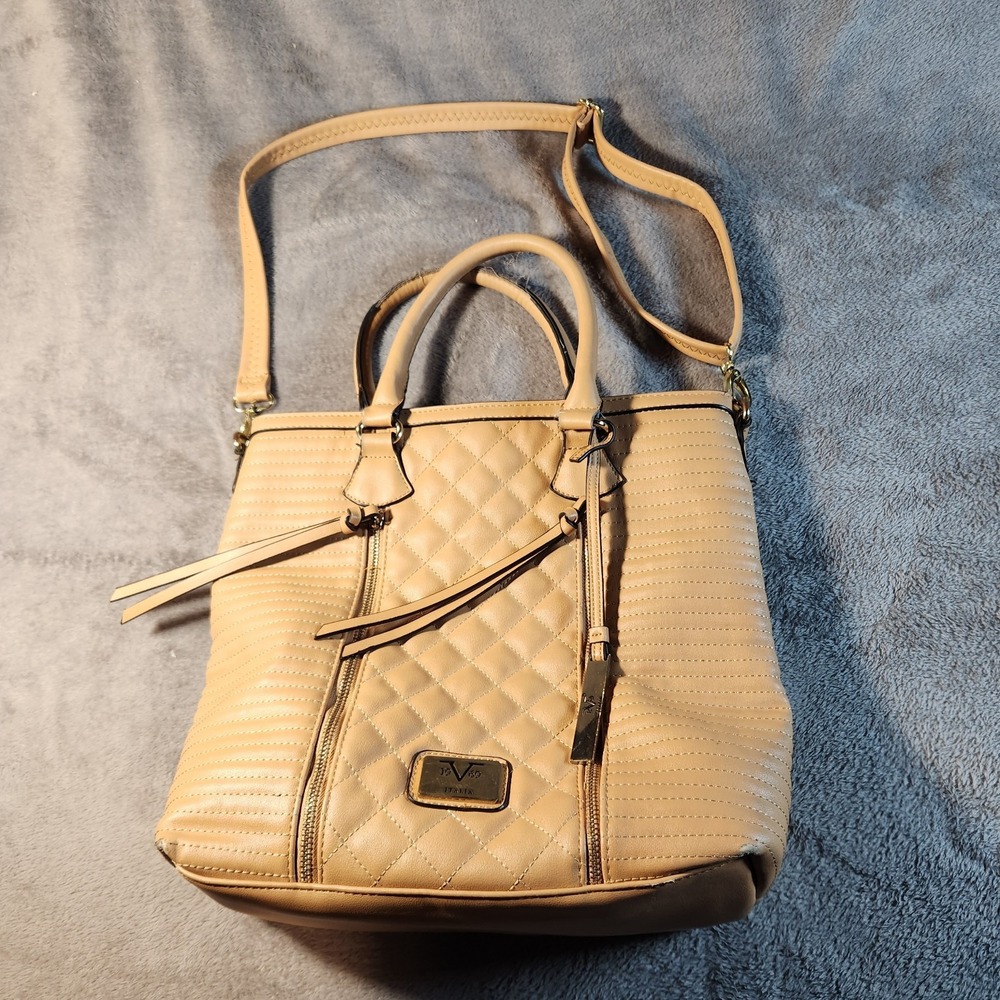 19V69 Italia Versace Shoulder Bag Purse Beige Quilted Tassle Tote‎ Satchel